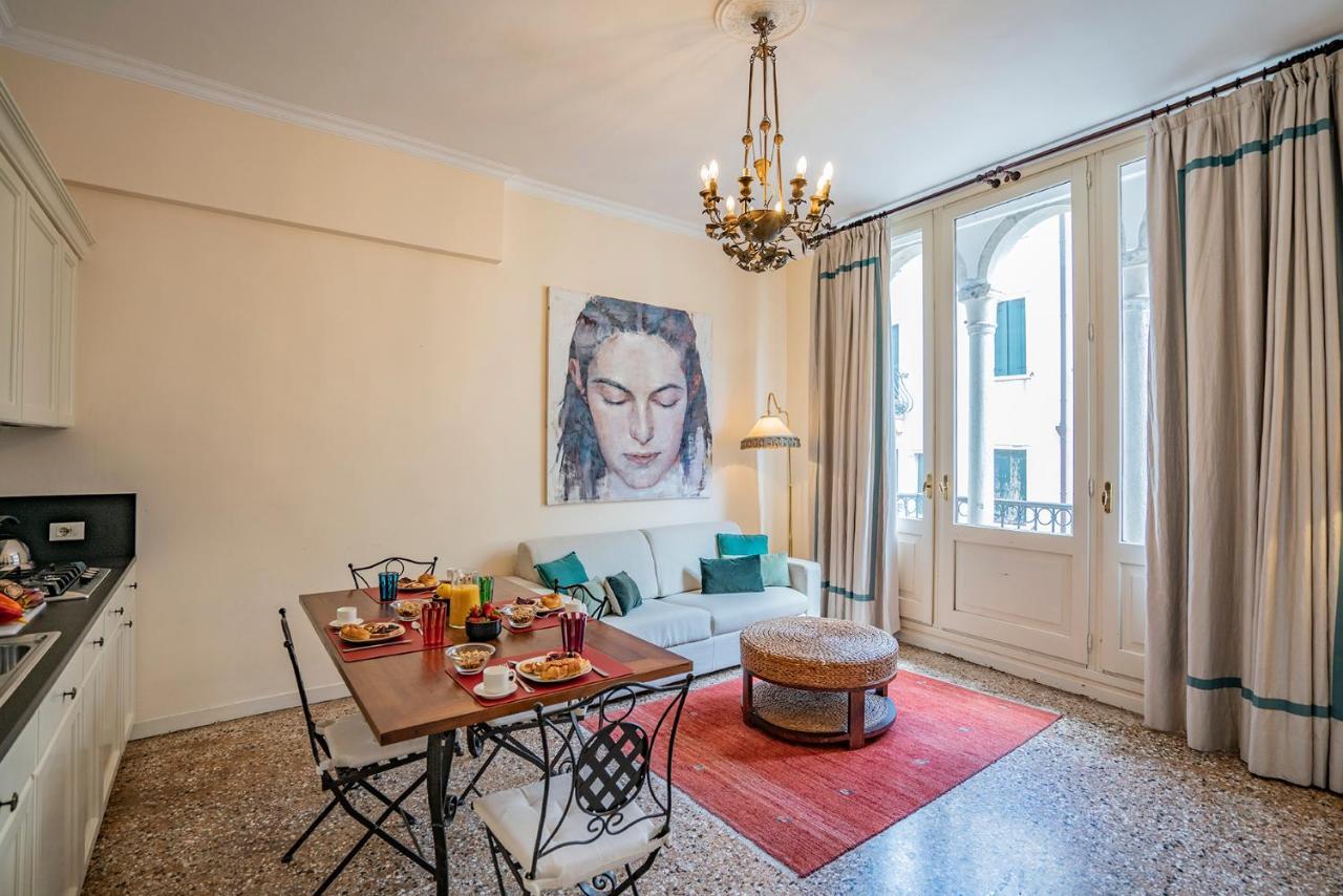 Апартаменти Ca' Grassi 2 Charming Balcony Венеція Екстер'єр фото