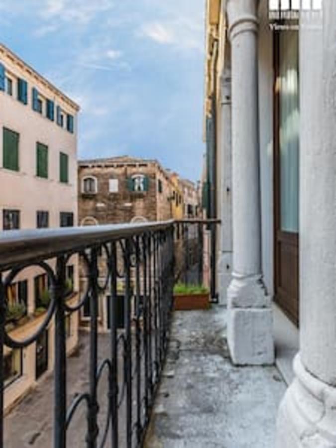 Апартаменти Ca' Grassi 2 Charming Balcony Венеція Екстер'єр фото