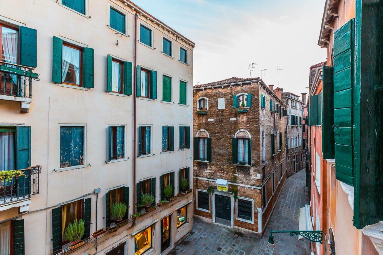 Апартаменти Ca' Grassi 2 Charming Balcony Венеція Екстер'єр фото